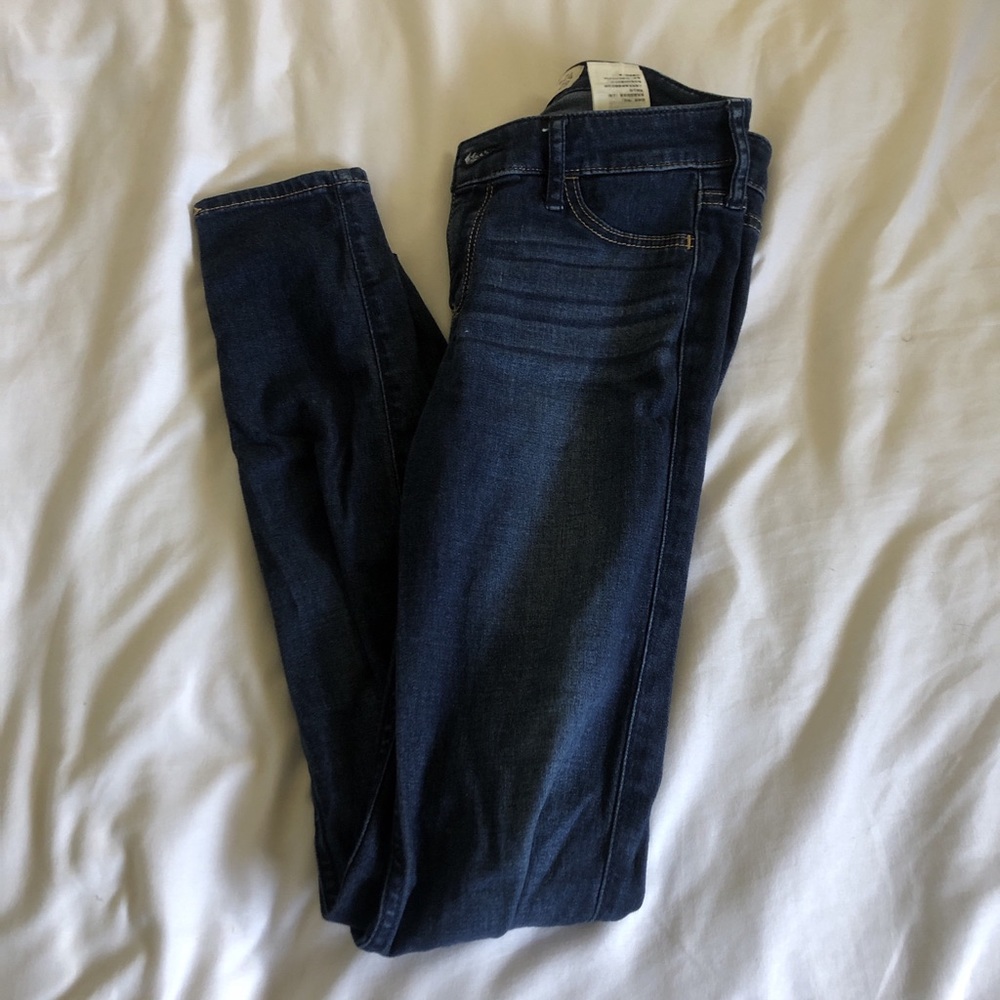Hollister skinny jeans